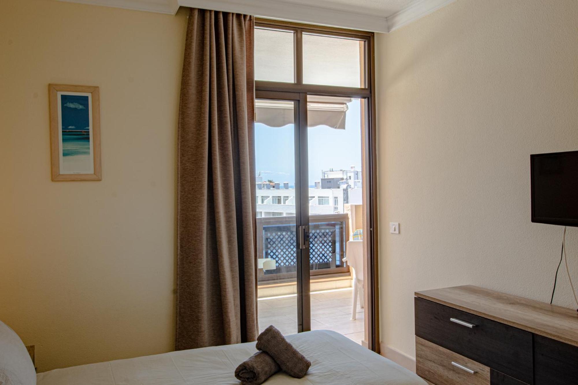 Beautiful Sunset Apt By Dream Homes Tenerife Пуерто де Сантяго Екстериор снимка